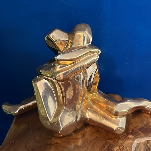 Antique 1976 Jaru 24k Gold Plated Porcelain Sculpture 16 Inches 9.5 Inches - Picture 3 of 7